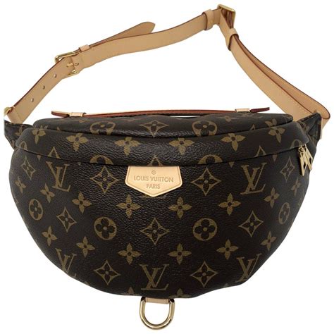 louis vuitton bum bag street style|louis vuitton bum bag 2020.